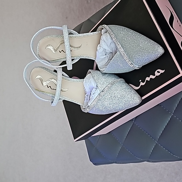 Silver heels with sparkles - Picture 3 of 4